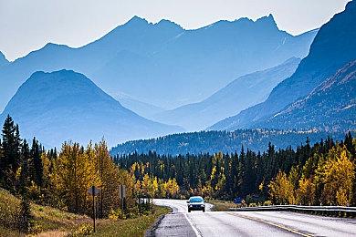 垂直城市建造游戏《雾隐天途》上架Steam